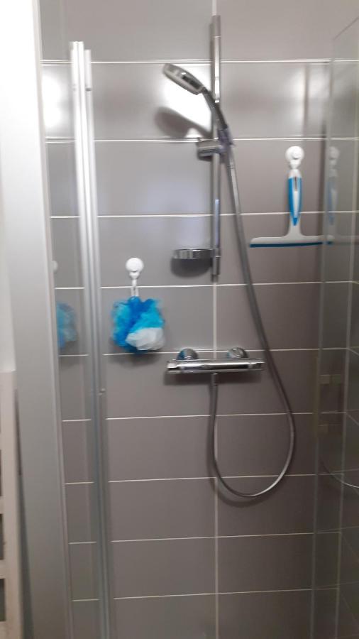 Appartement Proche Bord De Mer Plougasnou Exteriör bild